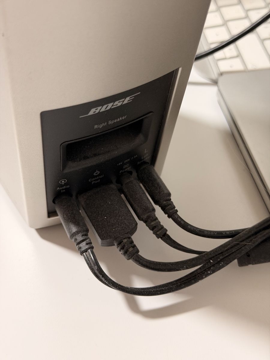 Bose Casse acustiche: Bose Companion 20 Lautsprecher mit Control Pod – Usato da Zürich venduto da Gadgets2020 3