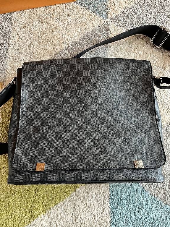 Louis Vuitton Borse: Louis Vuitton Messenger Umhängetasche – Usato da Metzerlen venduto da muelhth1