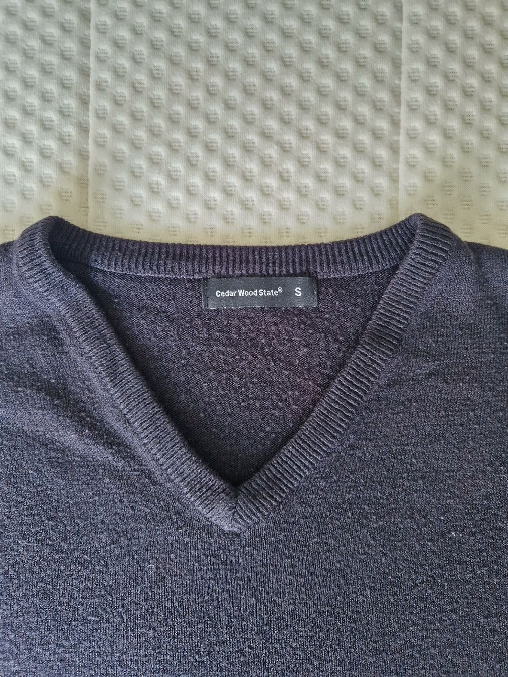 Pulls & Sweat-shirts: Pullover – D'occasion à Lausanne par mgo_yx25 1