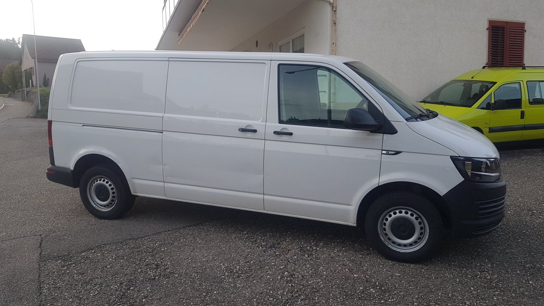 VW Veicoli commerciali: VW T6 4Motion langer Radstand – Usato da Staffelbach venduto da rsp_j28p 3