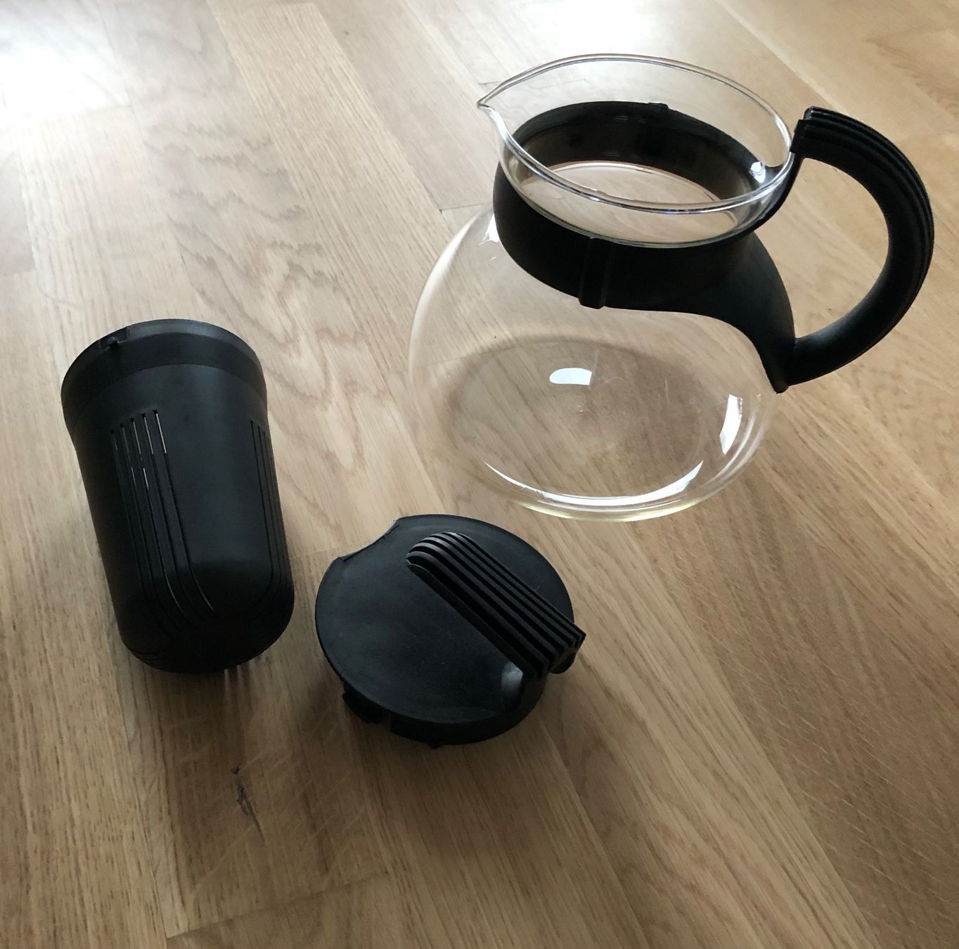 Teekannen: Betty Bossy Glas-Teekrug – Gebraucht aus Steffisburg von Maratsch 1