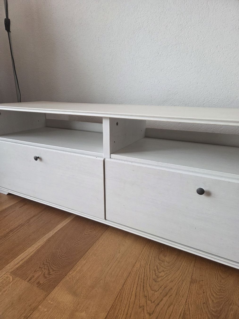 Mobili TV: TV-Möbel weiss mit zwei Schubladen – Usato da Dürrenäsch venduto da Fonsi_12 8