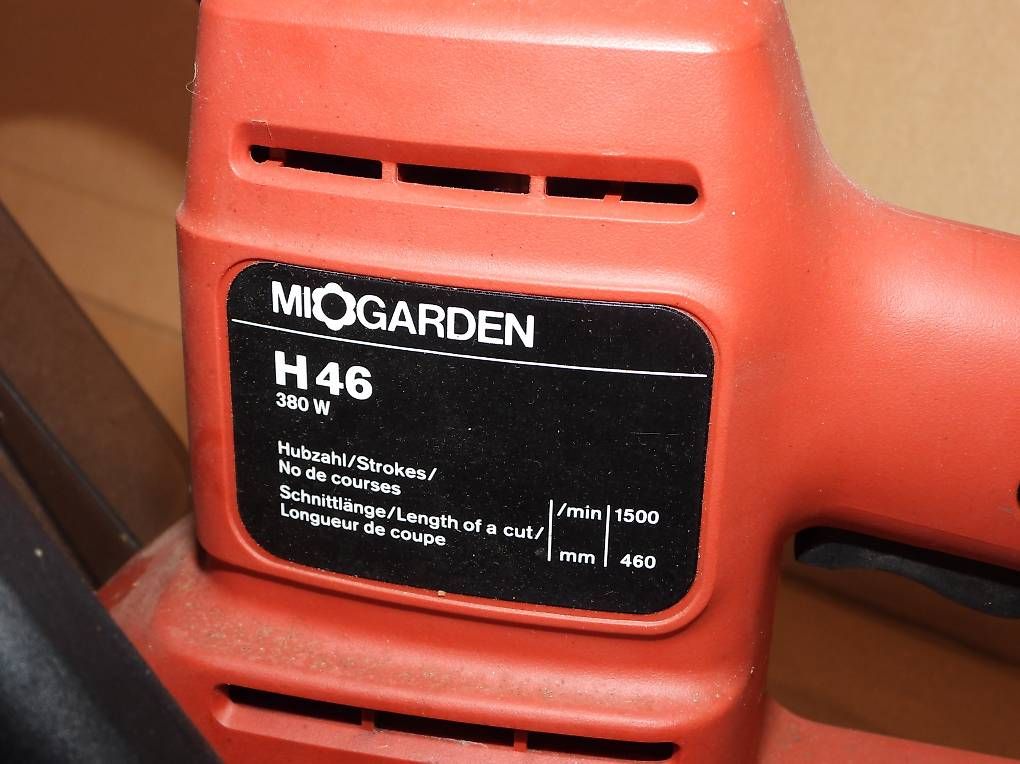 Tutti gli attrezzi: Elektrische Heckenschere MioGarden H46 – Usato da Schwyz venduto da Las.Vegas.666 1