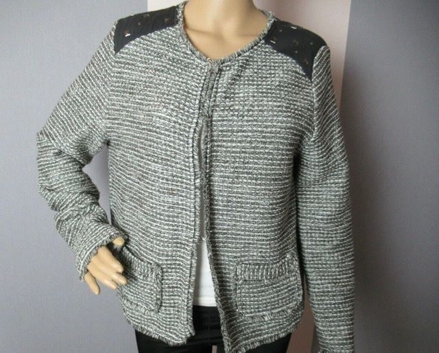 Comma Giacche: Comma Bouclé Jäckchen, Blusen Blazer – Nuovo (secondo la descrizione) da Kreuzlingen venduto da shopaholicatheart_2