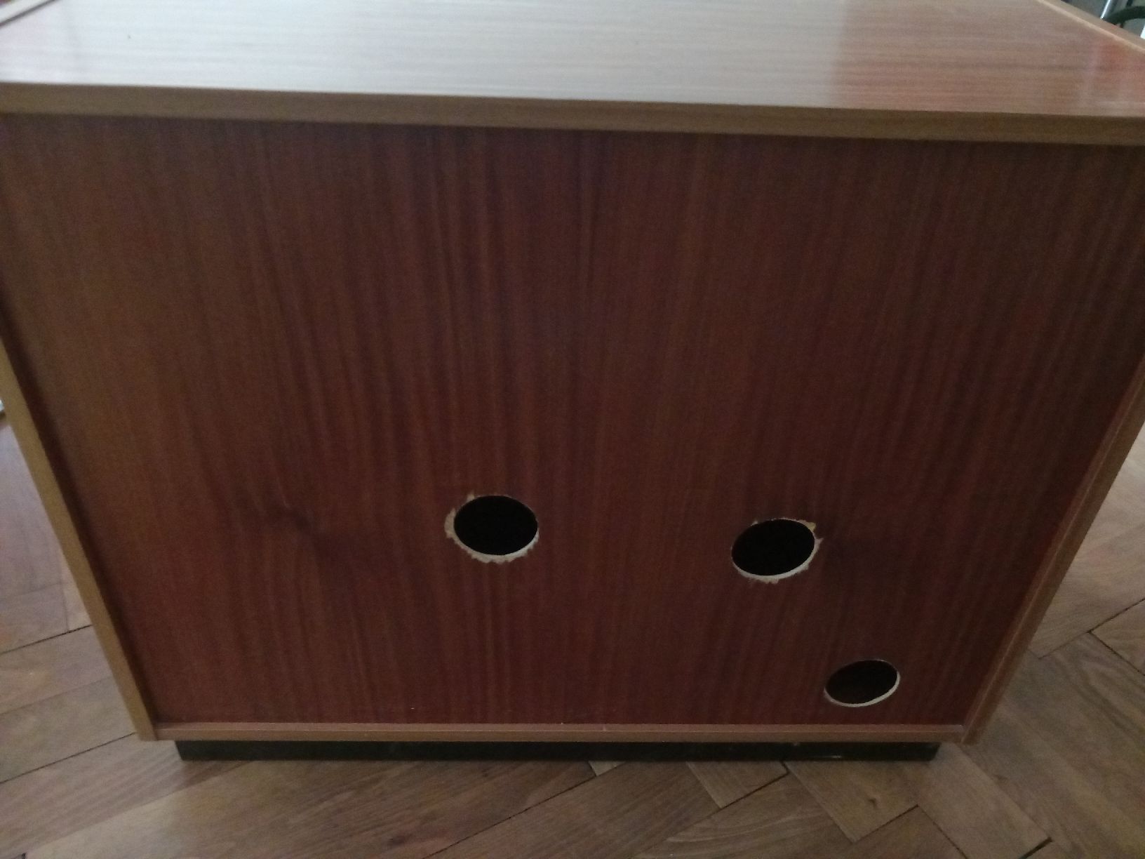 Cassettiere: Holzkommode, klein, gebrauchter Zustand – Usato da Zürich venduto da trawgeis 2