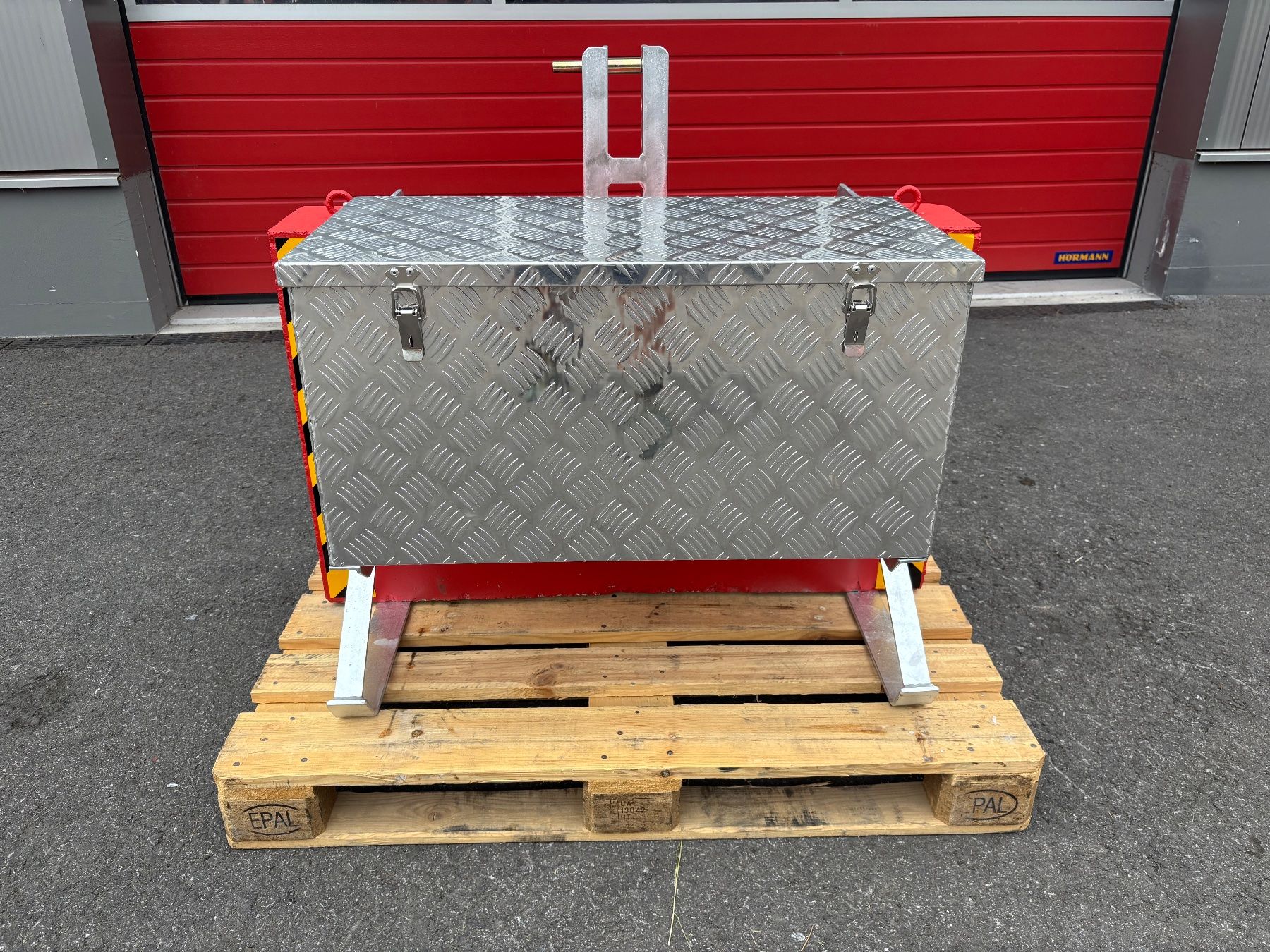 Aebi Traktoren: Front/Heckgewicht Mit Materialbox zu Aebi/Reform – Neu (gemäss Beschreibung) aus Sattel von Toolking90 2