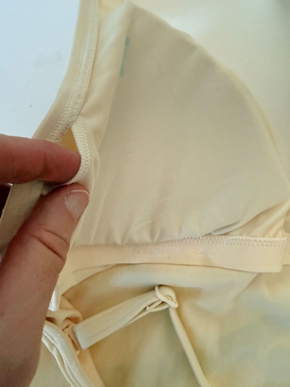 Triumph Maillots de bain & Bikinis: TRIUMPH, Badekleid FLEX SMART SUMMER , Gr. 1, Farbe Offwhite – Neuf avec emballage d'origine à Rudolfstetten par gst_g7xl 9
