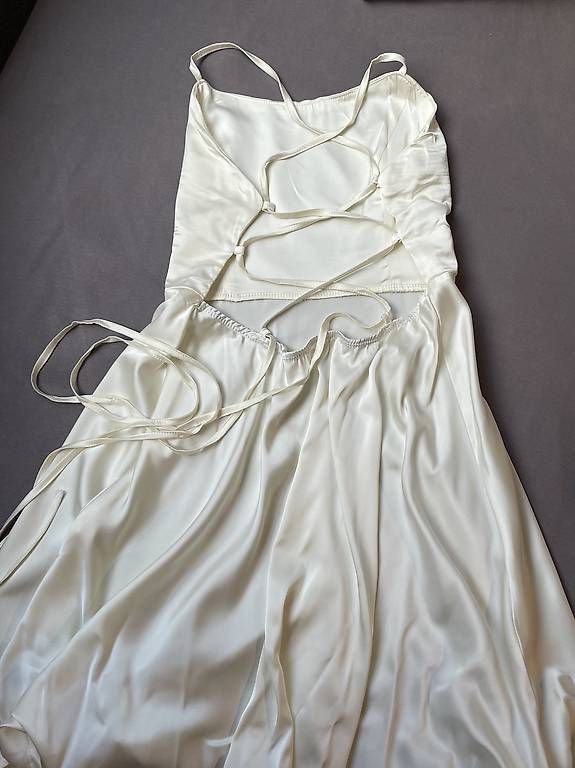 Kleider: Kleid – Neu (gemäss Beschreibung) aus Schüpfen von ani_gj8r 1