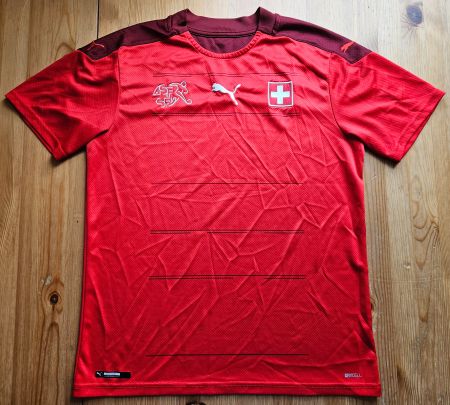 Trikot Schweiz Puma Gr. M Schweizer Fussball Nati WM