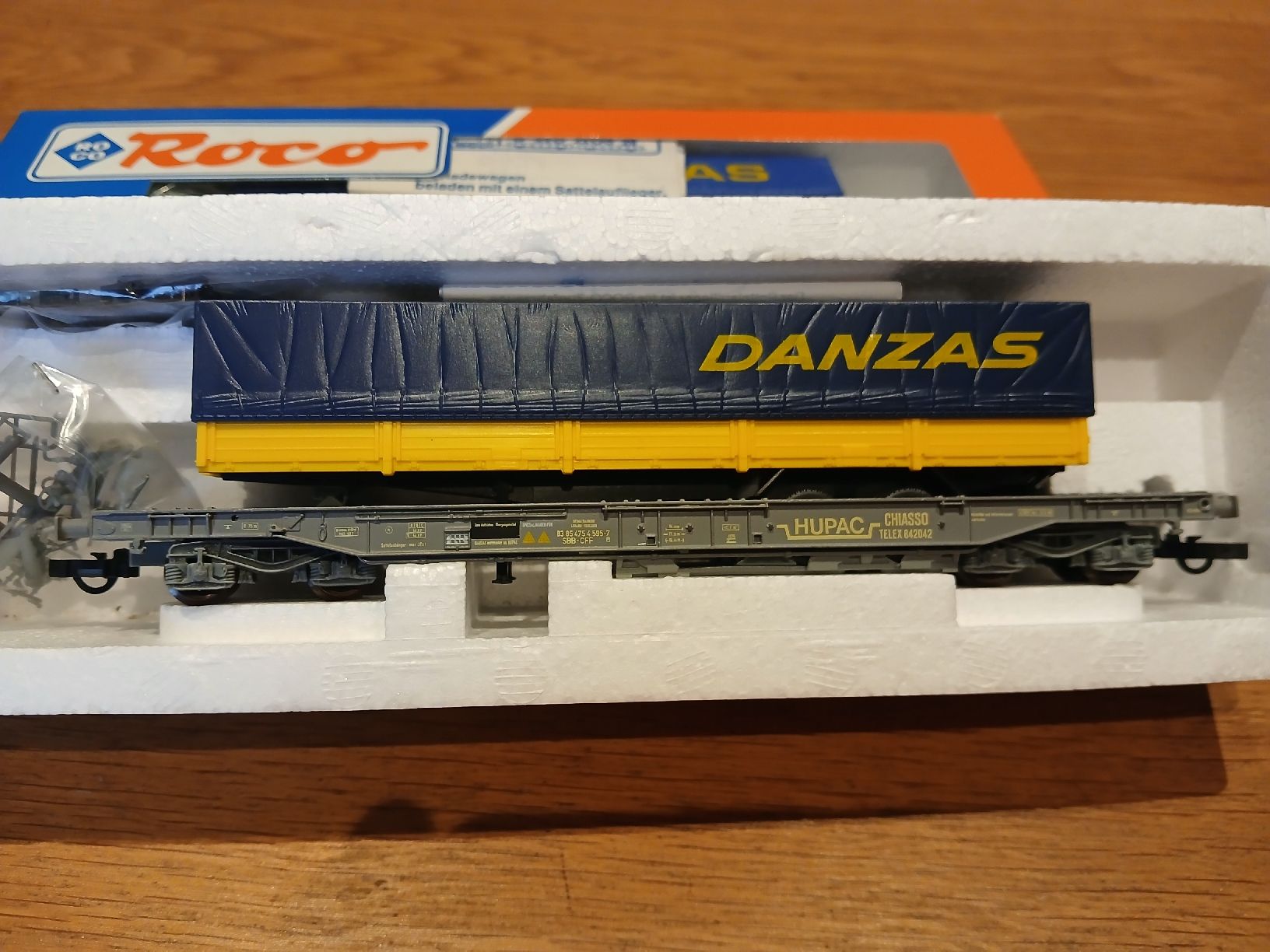 Roco Modellini di ferrovie: Neuer Kängeruhwagen – Nuovo e nell'imballaggio originale da Bözen venduto da Kolumbus77