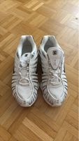 Nike Shox R4 white/silver wie neu