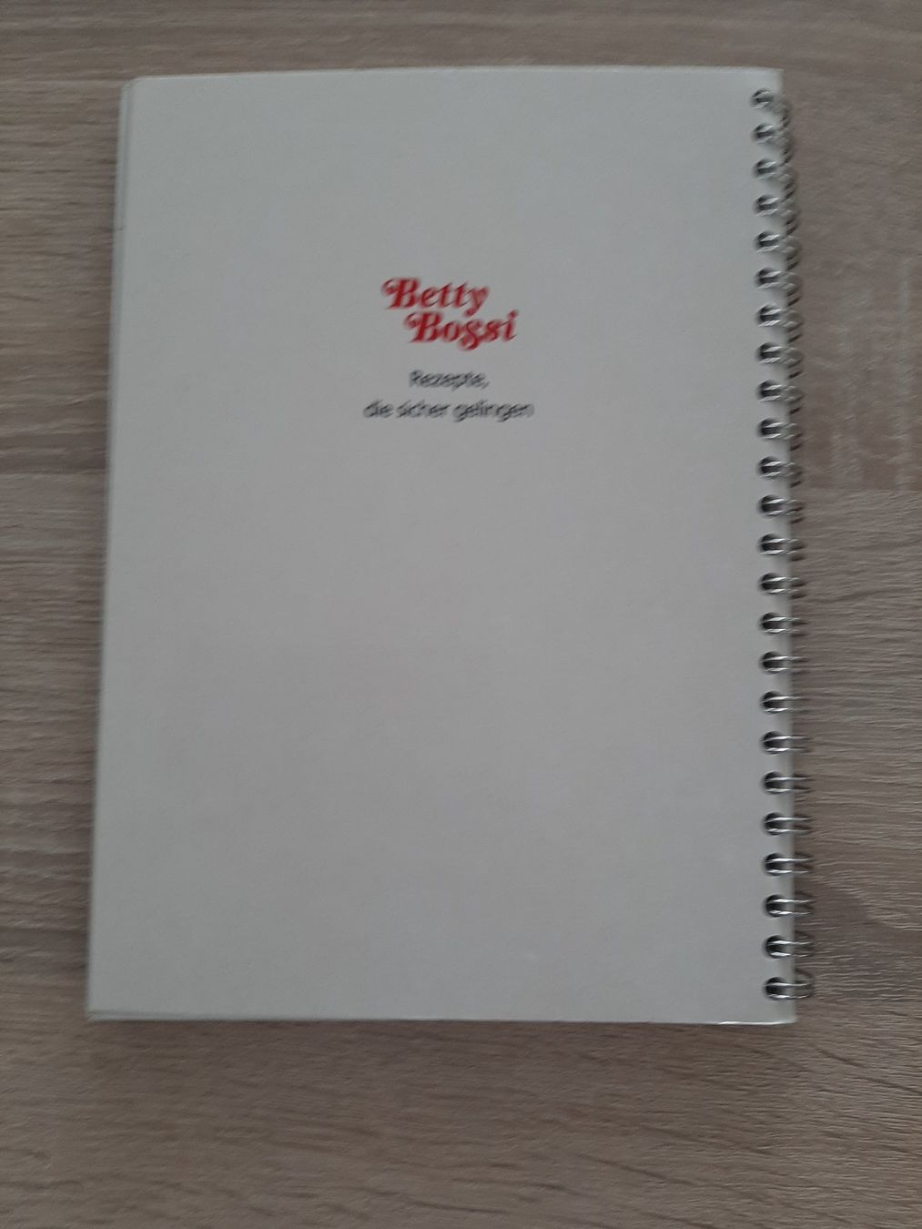 Libri: Betty Bossi, Festliche Menüs – Usato da Menziken venduto da Rien1 2