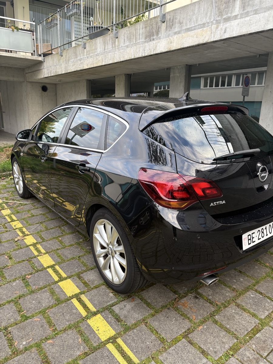 Opel Automobili: Opel Astra J 1.6 Turbo – Usato da Lengnau BE venduto da deb_8bnt 1