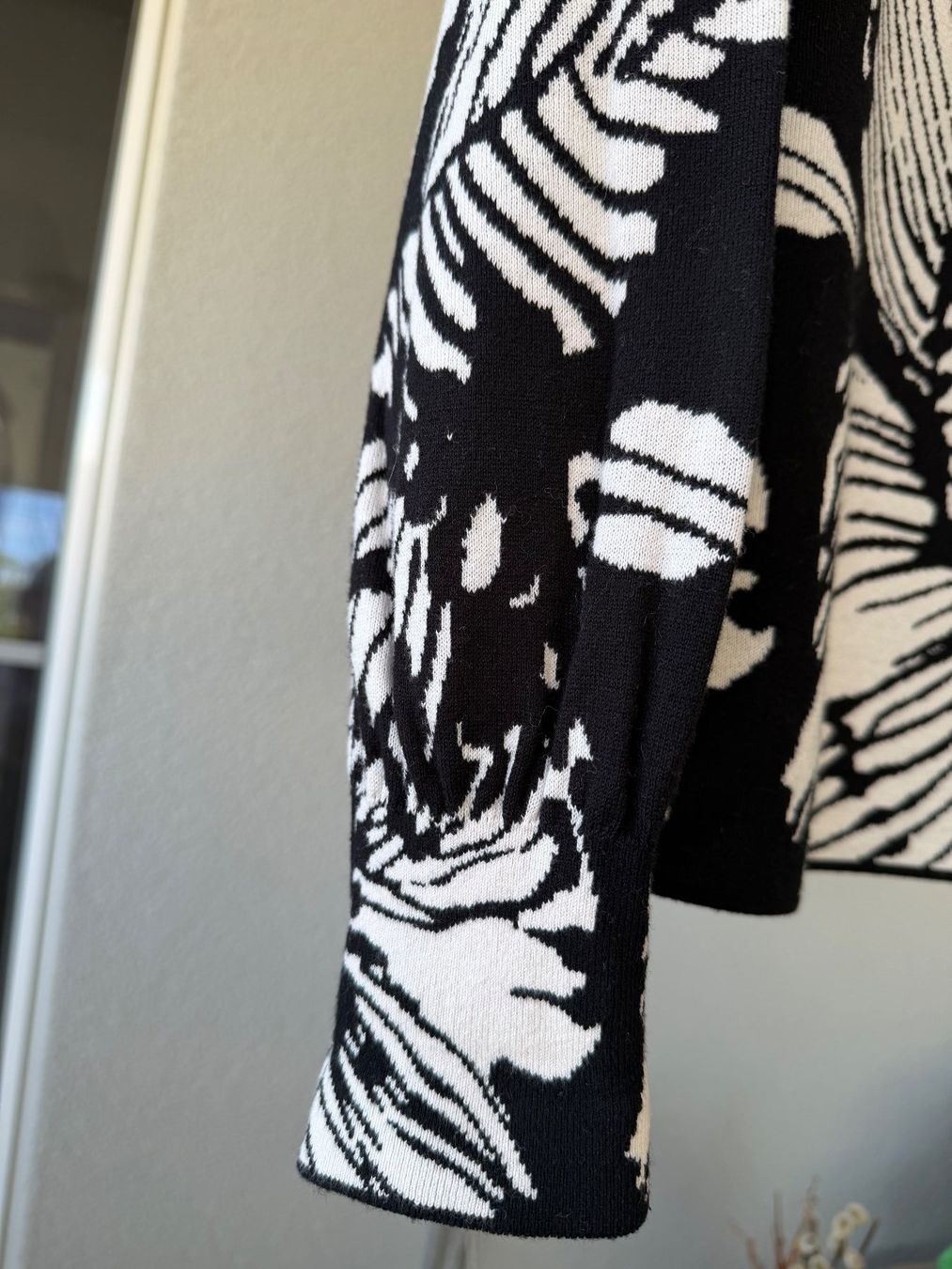 Monari Maglioni & Felpe: Monari Strickpullover Flower-Design schwarz-weiss/36 – Nuovo (secondo la descrizione) da Berneck venduto da Ordnung2021 7