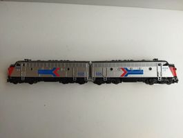 US Diesellokomotive EMD F7 "AMTRAK" von Trix H0, GS