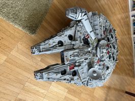 LEGO Star Wars Millennium Falcon 75192 UCS