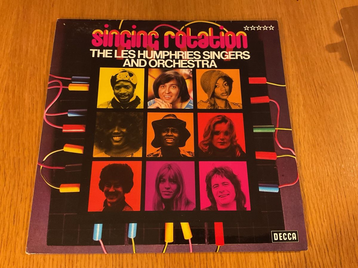 Dischi in vinile: Les Humphries Singers Schallplatte LP Singing Rotation – Usato da Steinach venduto da Quarkie