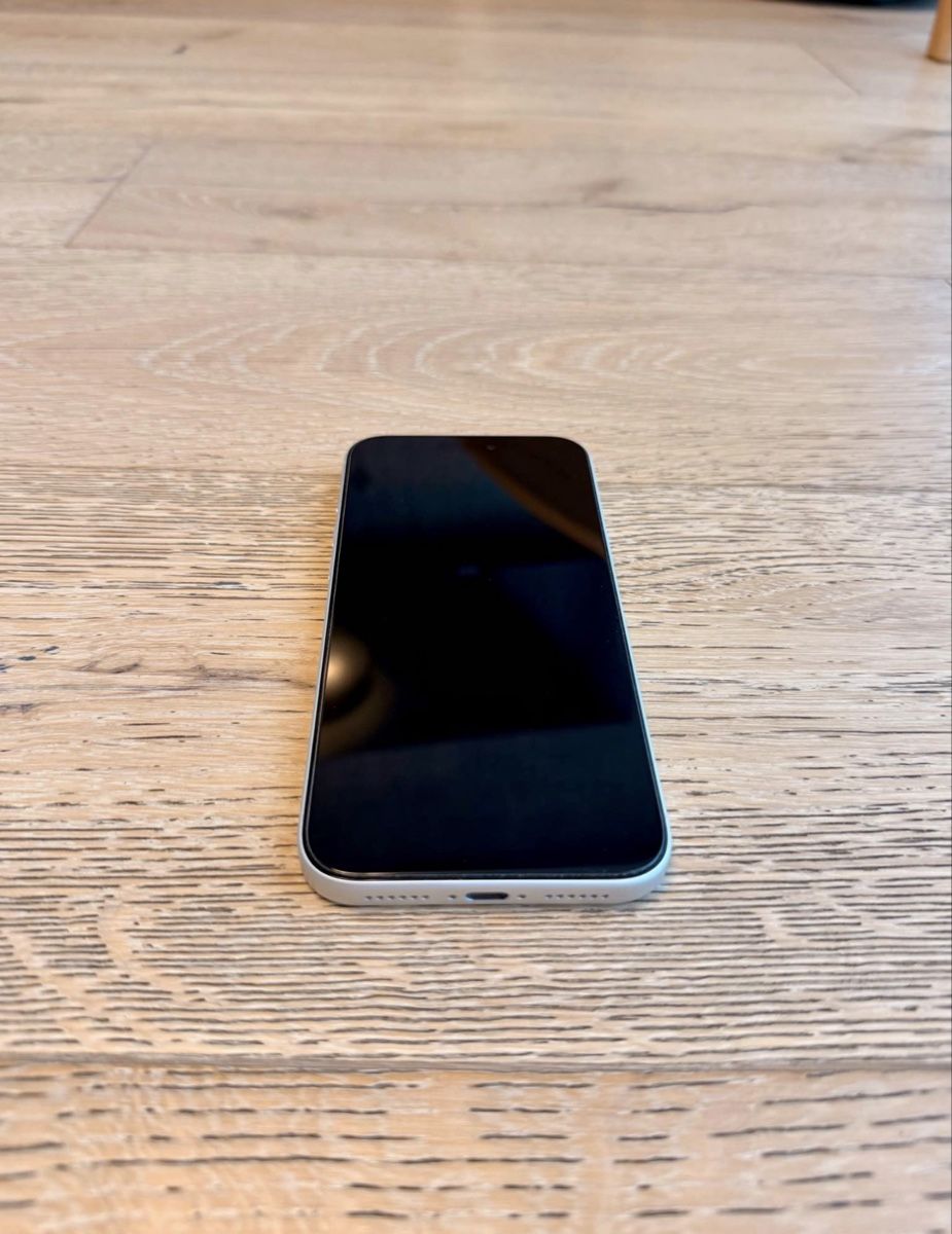 Apple Telefoni cellulari / Smartphones: 17 pro Max  – Nuovo (secondo la descrizione) da Gächlingen venduto da zal_ks2s 4