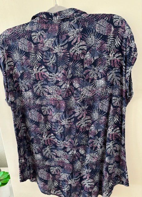 Camicette: Bunte Sommerbluse Mulitblu, blau, beige, rosa – Usato da Bülach venduto da Gluecksgriff 1