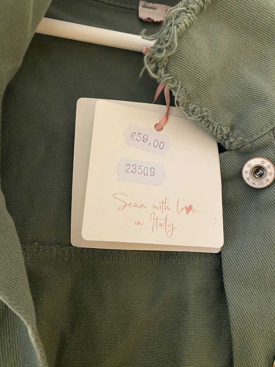 Giacche: Jacke Khaki mit Muster auf der Rückseite, Taille unique – Nuovo e nell'imballaggio originale da Zermatt venduto da Lasjmb 1