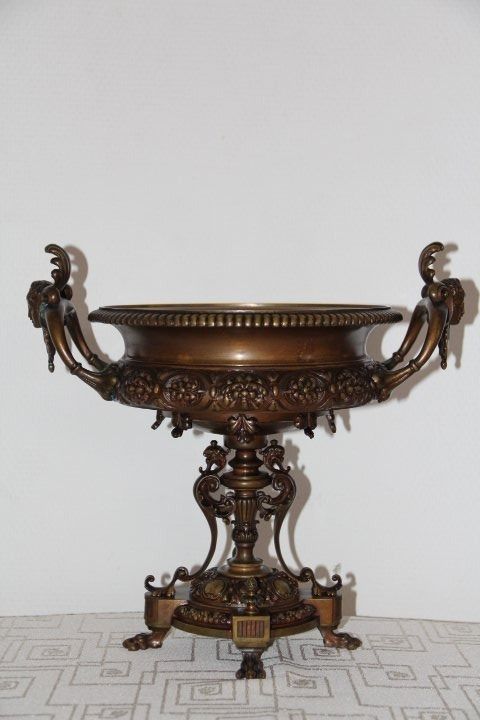 Vasen & Gefässe: Antique coupe en bronze XIXeme siecle . – Gebraucht aus Praz (Vully) von pikuluka1