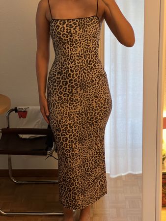 Bershka Kleid Leo Muster Grösse M