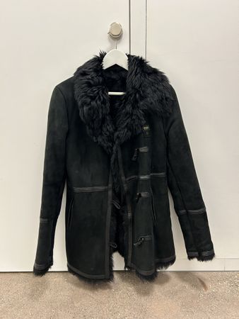 Blauer USA Lammfellmantel Gr. S schwarz Winterjacke