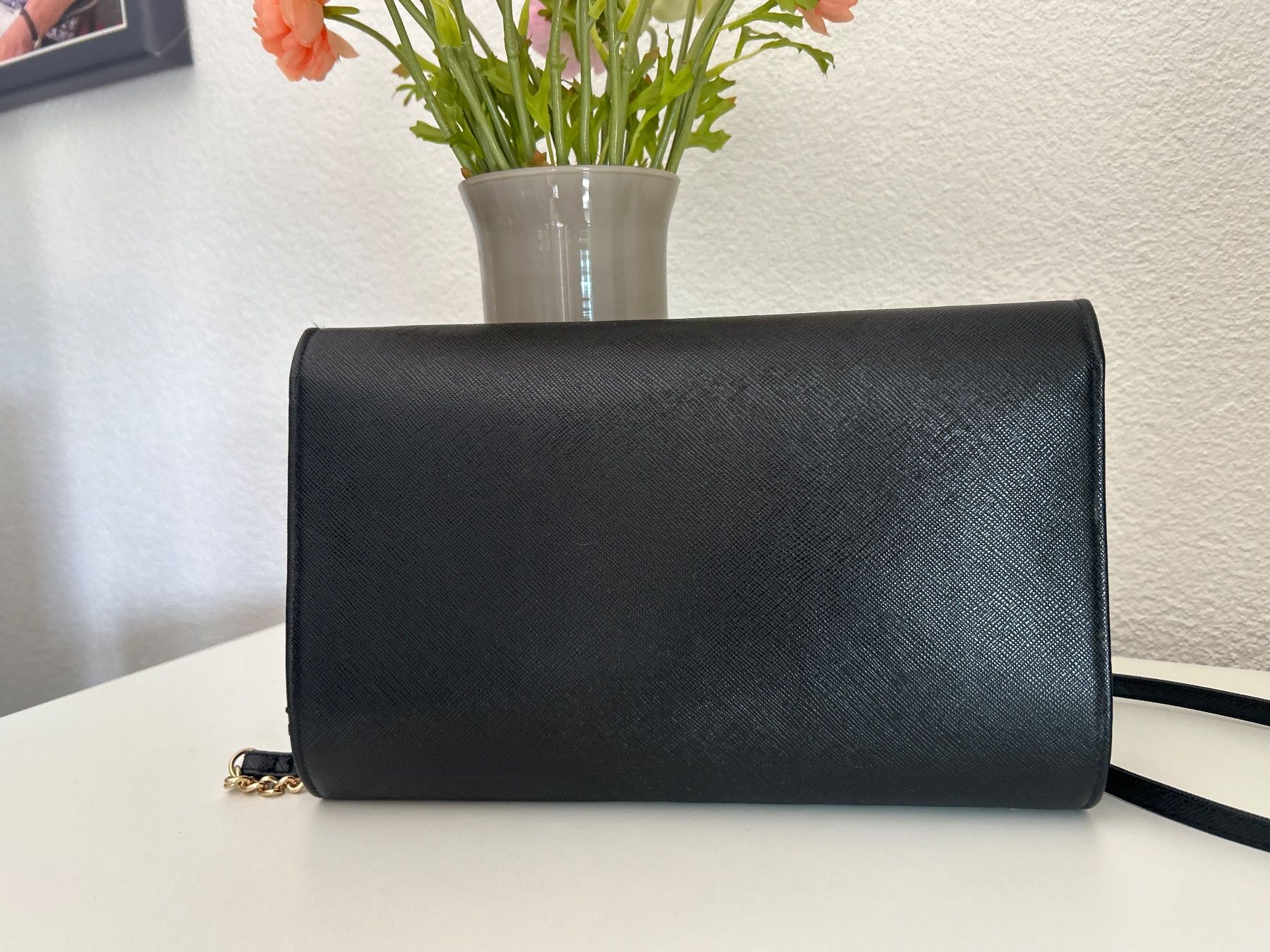 H&M Sacs femmes: Umhängetasche schwarz von H&M – D'occasion à Brunnen par Nala2929 3