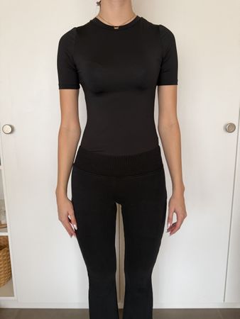 Body Shein noir simple