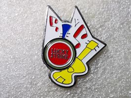 Ansteckpin 36: Lucky Strike