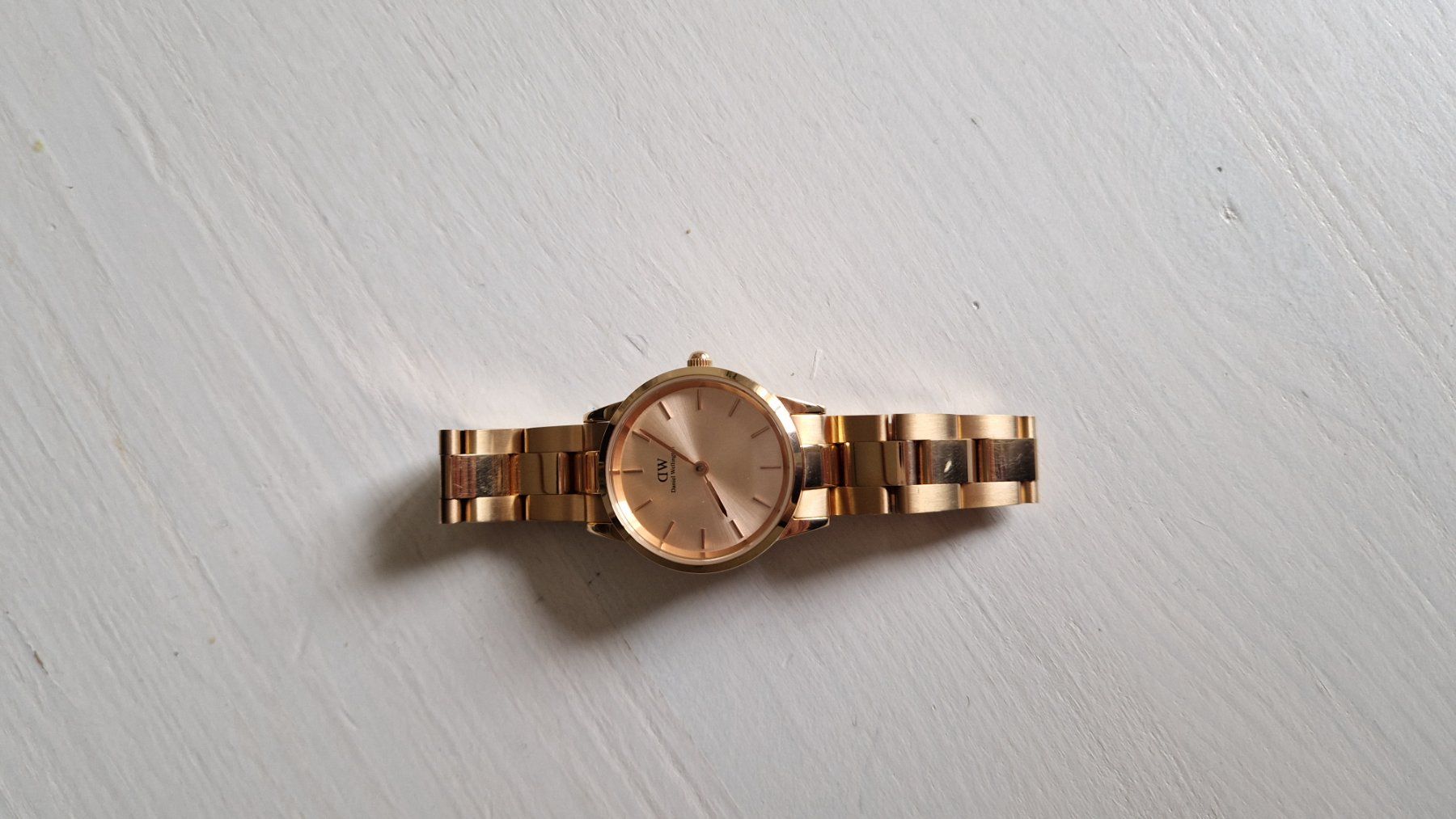 Daniel Wellington Orologi: Daniel Wellington Damen Armbanduhr Rose. – Usato da Oberdorf NW venduto da Raf. 1