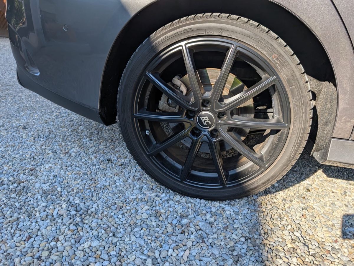 Pneumatici & Ruote complete: Komplett Räder   4 mal , 225/40R19. Winter – Usato da Schönenberg an der thur venduto da Eliotine13 6