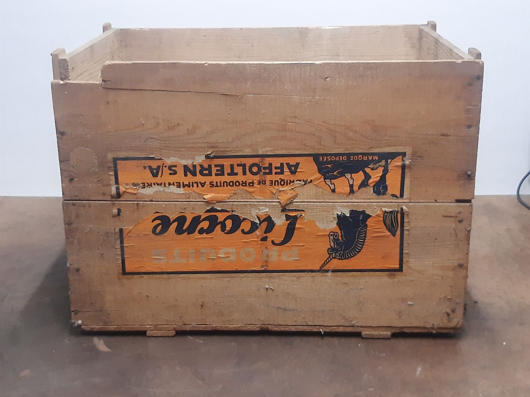 Casse di trasporto: EINHORN Vintage Holzkiste – Usato da Winterthur venduto da ReUse_Baumarkt 2
