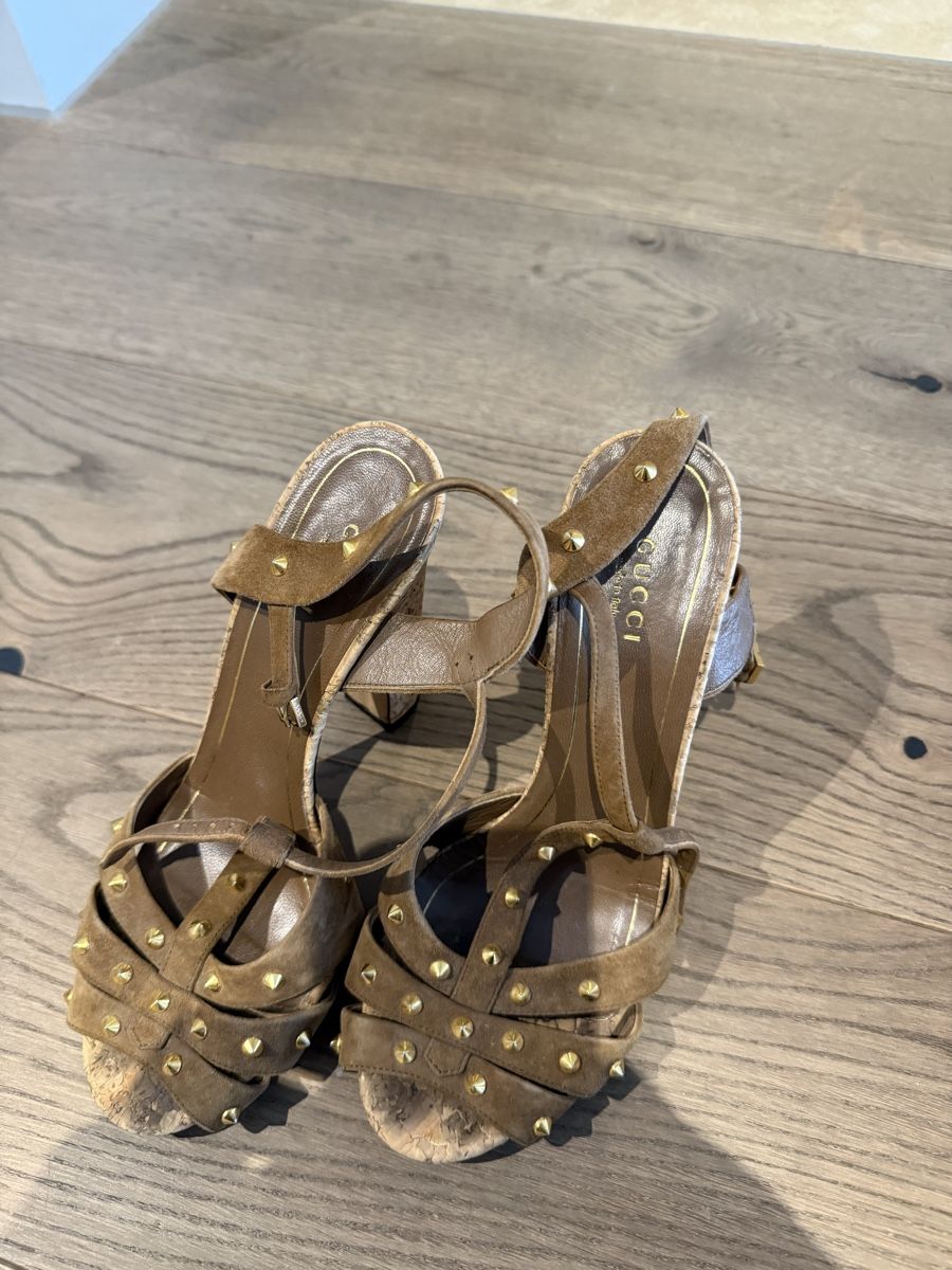 Gucci Scarpe da donna: Gucci Sandalen Gr 37.5 – Usato da Kilchberg ZH venduto da MiLu2023