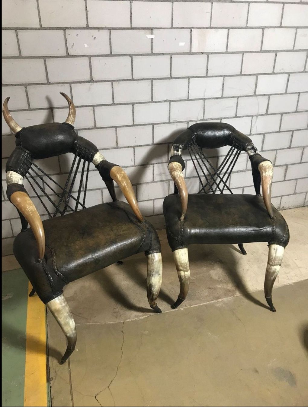 Poltrone: Fauteuil cuir Corne – Usato da Corseaux venduto da Charlene-Adame 4
