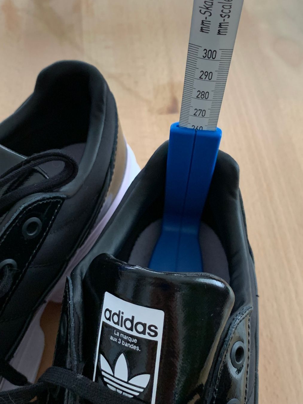 Adidas Scarpe da donna: ADIDAS Turnschuhe Gr. 41 – Nuovo (secondo la descrizione) da Wetzikon ZH venduto da EvisStore 7