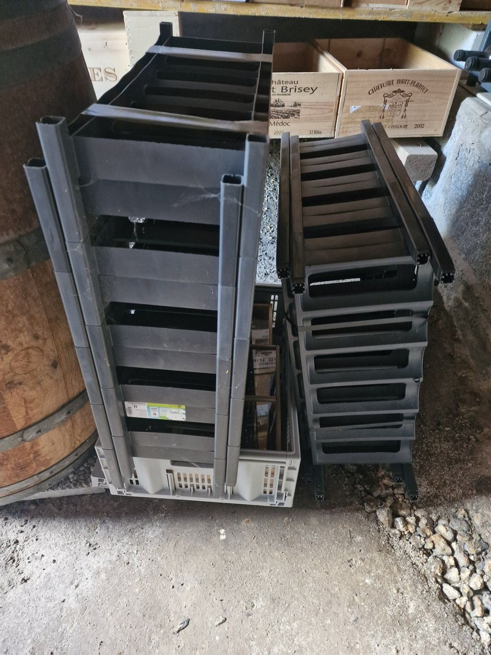 Scaffali: Weinregal/Flaschenregal, stapelbar – Usato da Flüelen venduto da novena 2