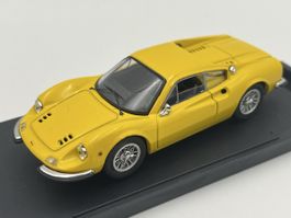 Ferrari Dino 206 Street 1967, 1:43 Bang