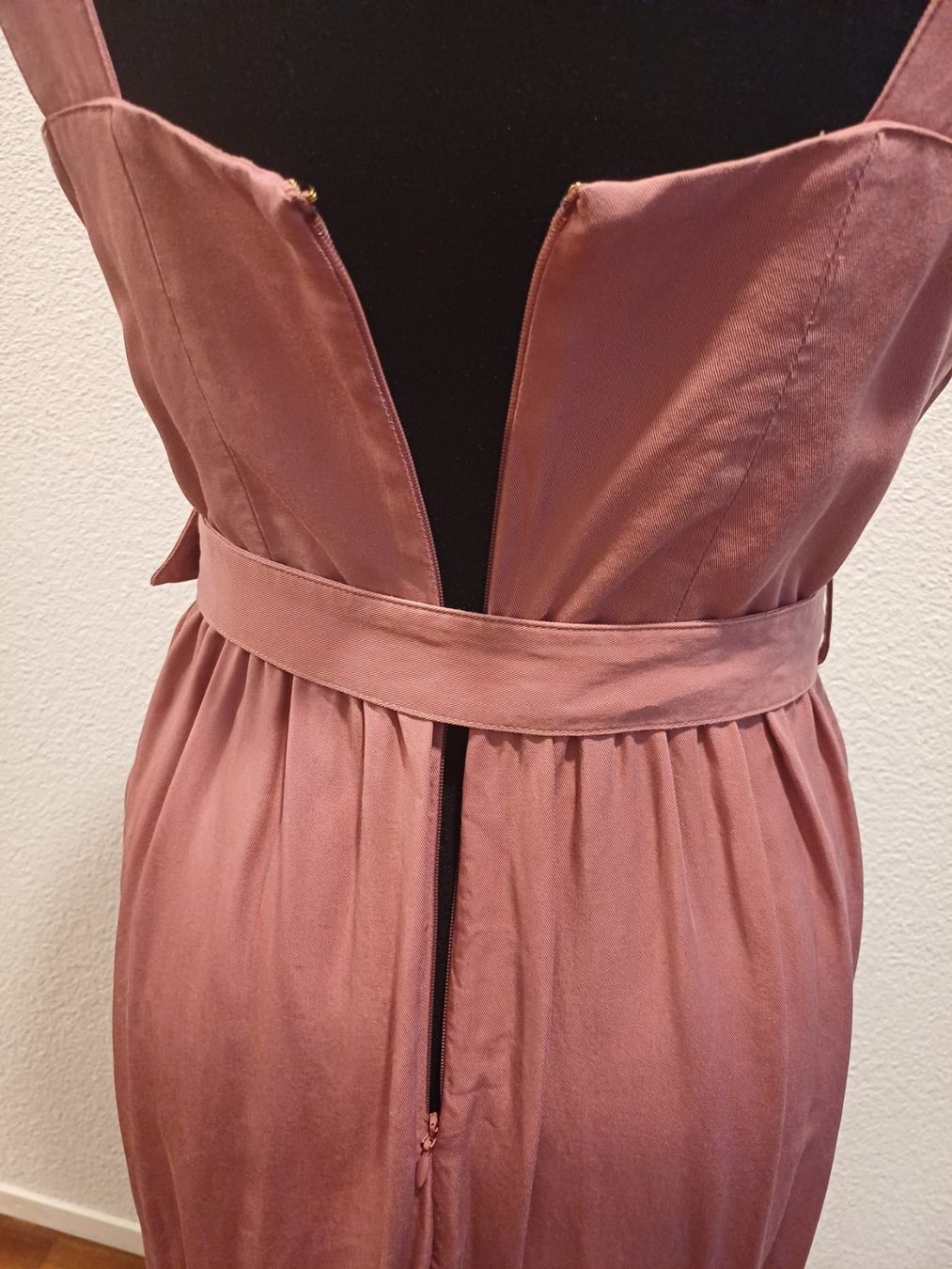 Robes: Kleid von Forever New Gr.34 – Neuf (Voir description) à Winterthur par Smily-_- 3