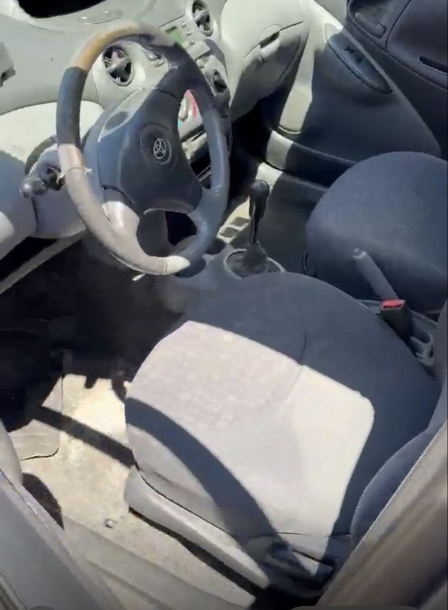 Toyota Autos: Toyota Yaris 1,3  – D'occasion à Monteggio par Corbendallas 2
