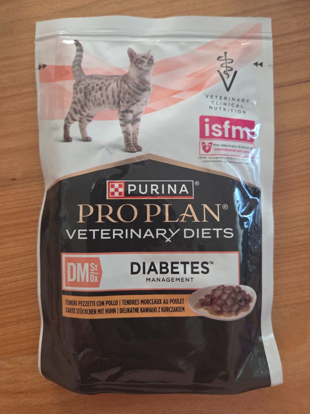 Nourriture: Diverses Katzen Futter Diabetes – Neuf avec emballage d'origine à Schwerzenbach par BilboInSchwerzi 1