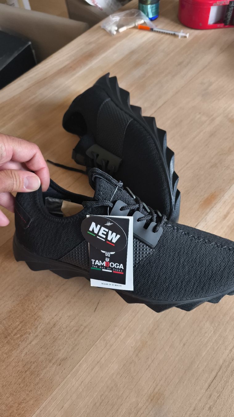 Chaussures hommes: Tamboga Stoffschuh 41 – Neuf avec emballage d'origine à Sarnen par sebalant