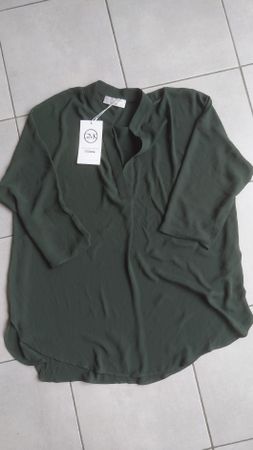 Bluse, neuwertig, 46, tannengrün - dunkelgrün