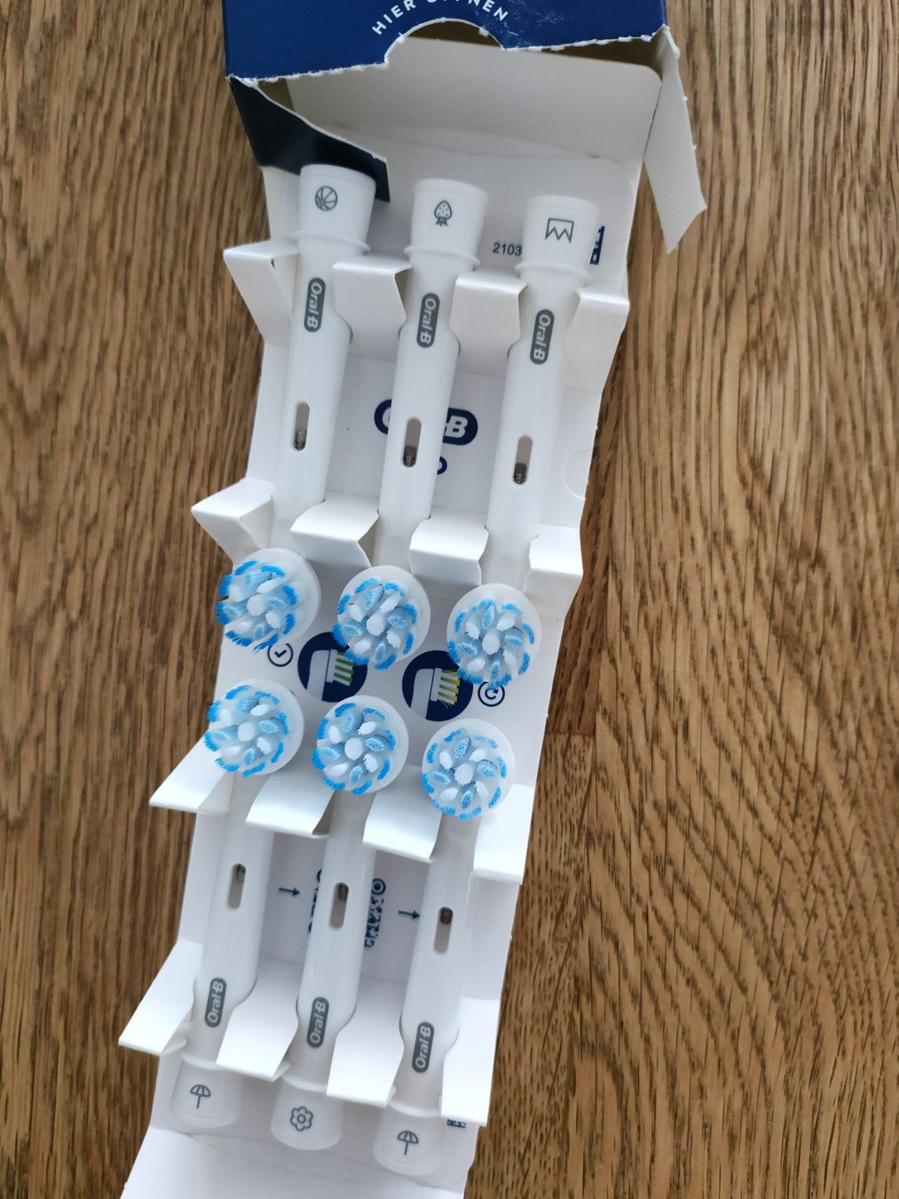 Oral B Cura dei denti: 6 Ersatzbürsten, Bürstenköpfe / Oral-B Pro Sensitive Clean – Nuovo (secondo la descrizione) da Suhr venduto da sternenklar0305 3