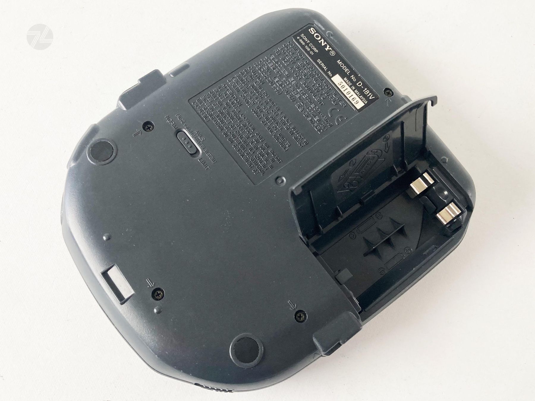 Sony Tragbarer Mediaplayer: Sony Discman D-181V CD Player Walkman – Gebraucht aus Wetzikon ZH von cyan74 5