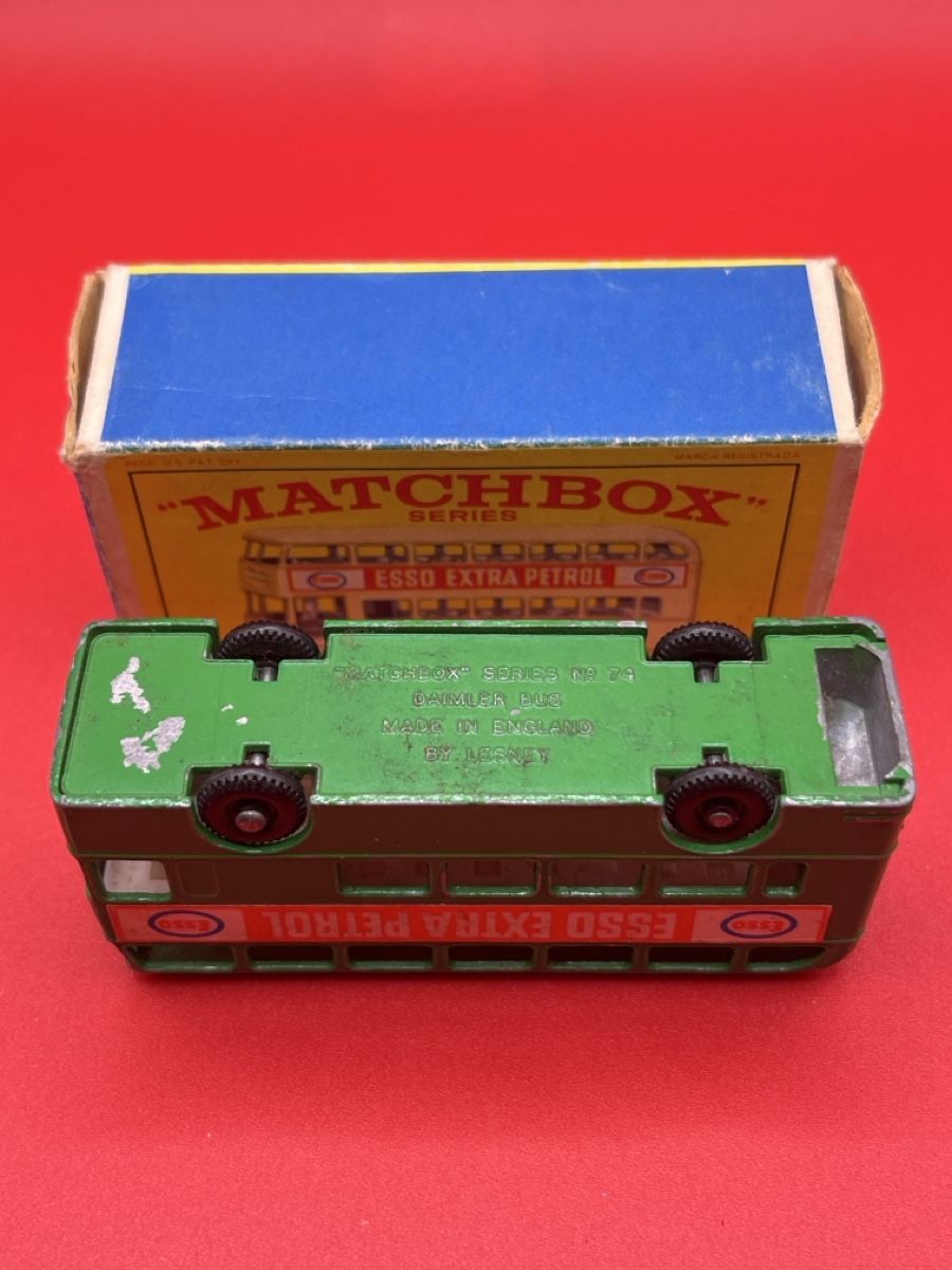 Matchbox Modellini d'auto: Matchbox Lesney Daimler Bus No 74 Esso – Usato da Root venduto da 156500 3