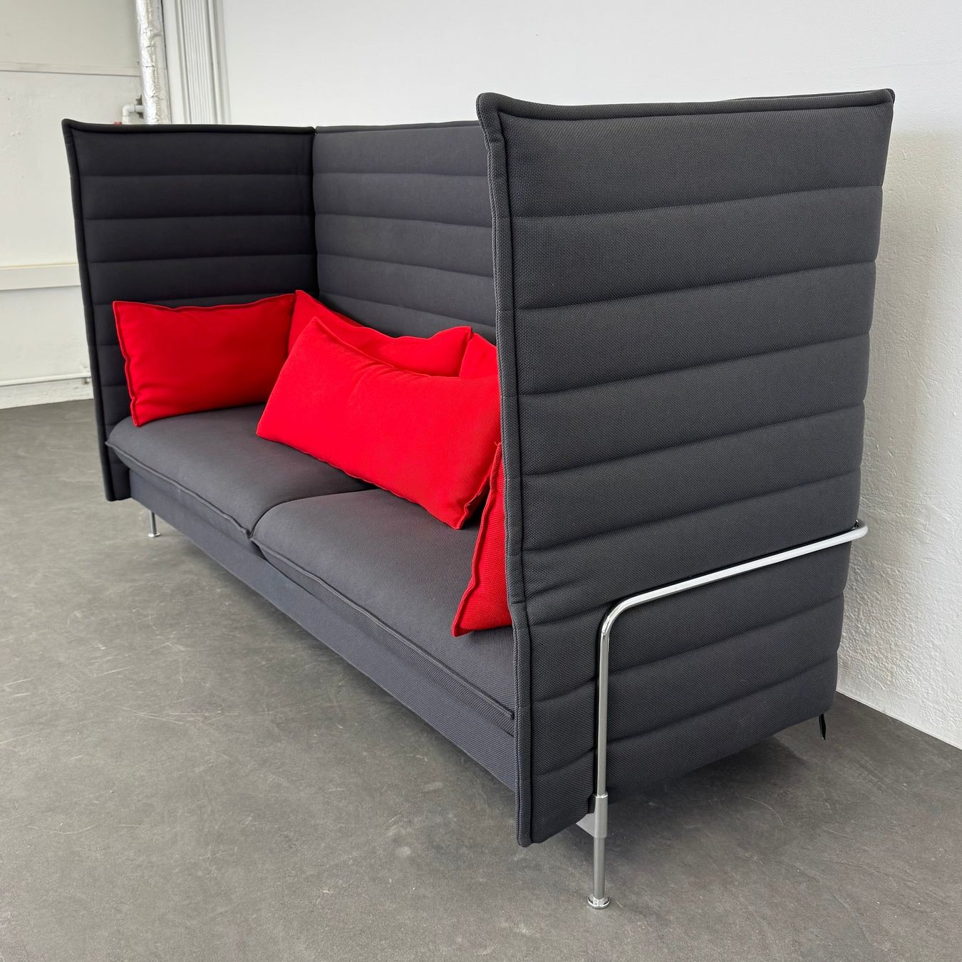 Vitra Divani: Vitra Alcove Plus Sofa 3-Seater – Usato da Schönenwerd venduto da mcofficeshop 3