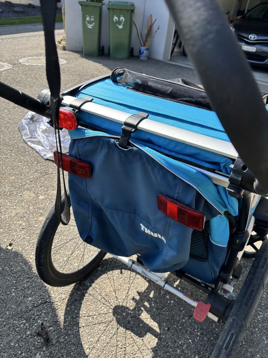 Thule Rimorchi: Thule Chariot Cross 1 – Usato da Safenwil venduto da sabikie 5