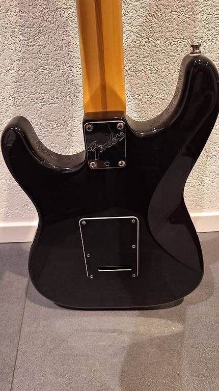 Strumenti musicali: Fender Stratocaster de 1997 – Usato da Bretigny-sur-Morrens venduto da Labonafair 3