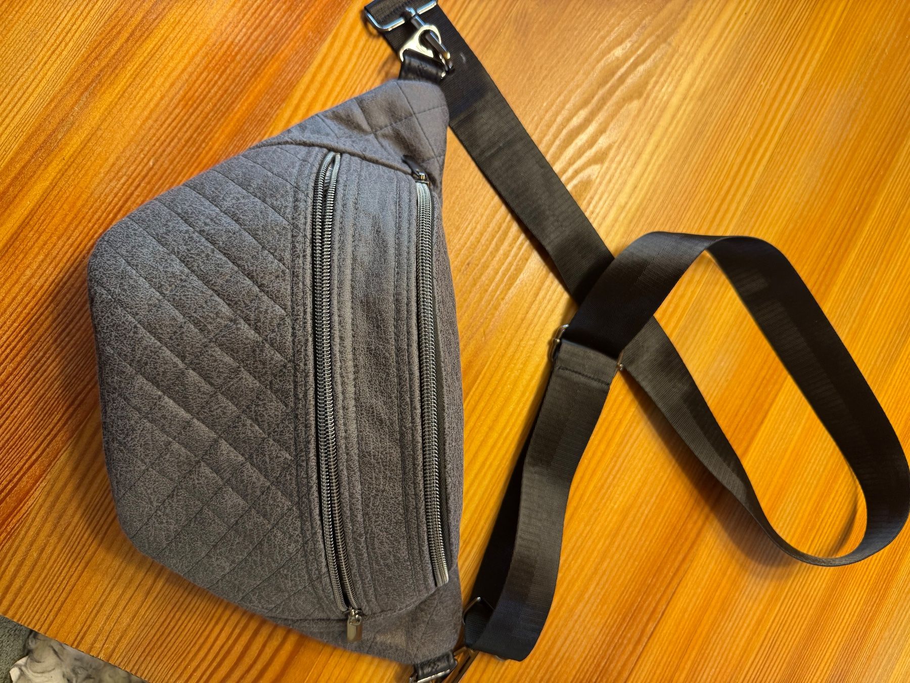 ABC Design Borse da donna: Umhängetasche – Nuovo (secondo la descrizione) da Grub.SG venduto da rattan
